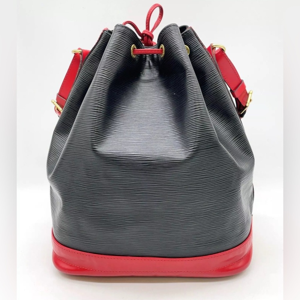 Auth  Louis Vuitton Epi Noe Noir Castilian  Shoulder Bag - Picture 2 of 15